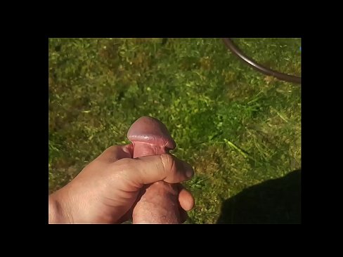 ❤️ Hot hottie får sin lyserøde fisse kneppet og kommer med en sprøjte i en sommerhave ️ Anal video at da.pornoboden.ru ❌❤